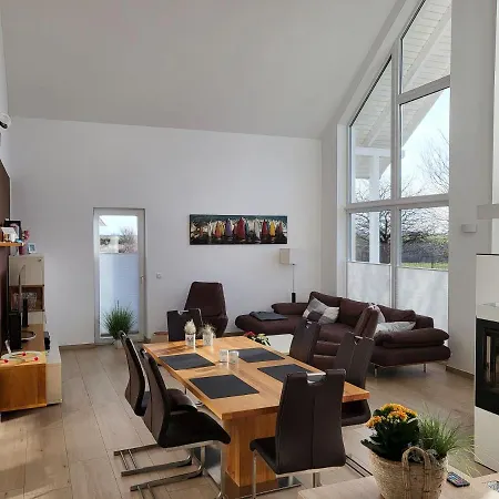 Modernes Mit Kamin, Garten Und Eigener Sauna - Meerfreude *