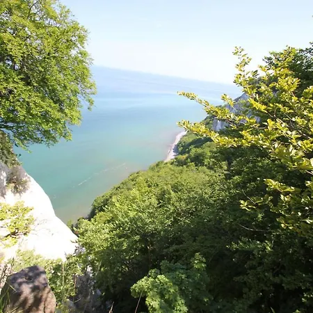 Modernes Mit Kamin, Garten Und Eigener Sauna - Meerfreude